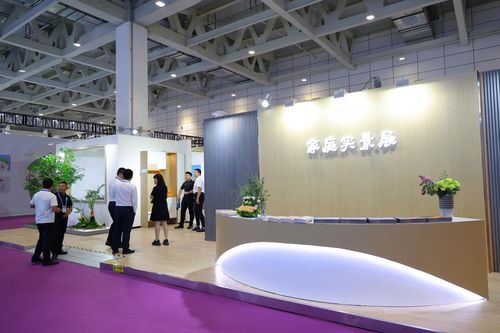 璀璨啟航 2023中國嬰幼兒照護(hù)服務(wù)行業(yè)發(fā)展大會暨成果展覽活動在濟(jì)召開